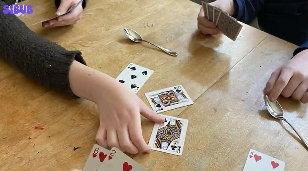 How to Play Hearts Simple Card Game Rules to Follow